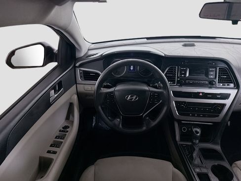 Used 2017 Hyundai Sonata SE image 17