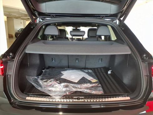 Certified 2025 Audi Q3 2.0T Premium w/ Convenience Package image 21