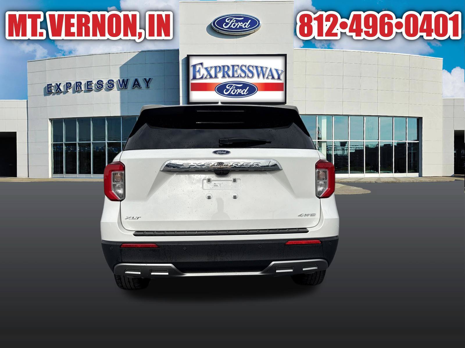 Used 2024 Ford Explorer XLT w/ Equipment Group 202A AWD/4WD image 14