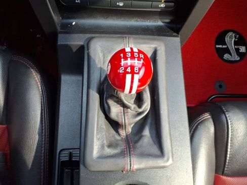 Used 2008 Ford Mustang Shelby GT500 RWD image 19
