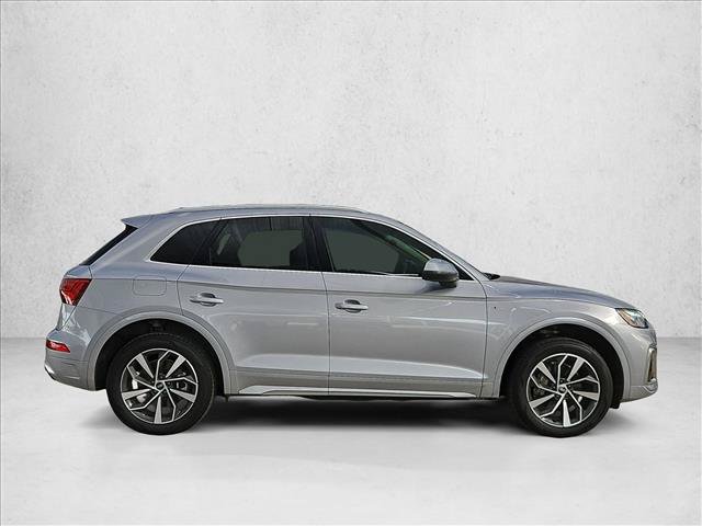 Used 2023 Audi Q5 2.0T Premium Plus w/ Premium Plus Package AWD/4WD image 4
