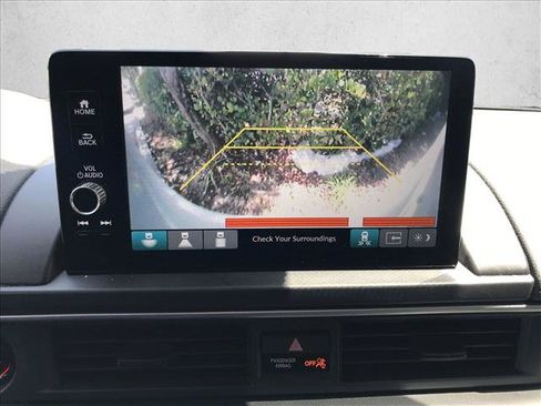 Used 2024 Honda Pilot EX-L image 13