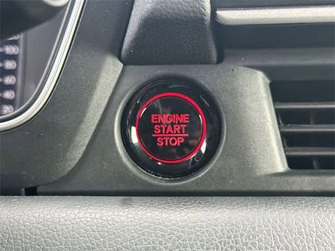 Used 2023 Honda Pilot Elite image 11