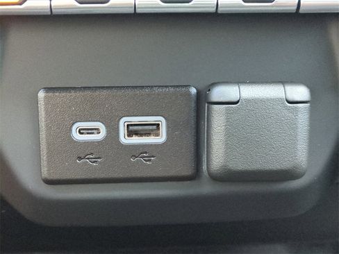 Used 2024 Chevrolet Silverado 1500 Custom Trail Boss image 23