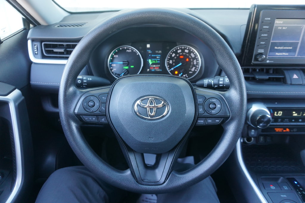 Used 2022 Toyota RAV4 XLE w/ Convenience Package AWD/4WD image 3