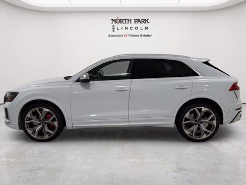 Used 2022 Audi RS Q8 AWD/4WD image 2