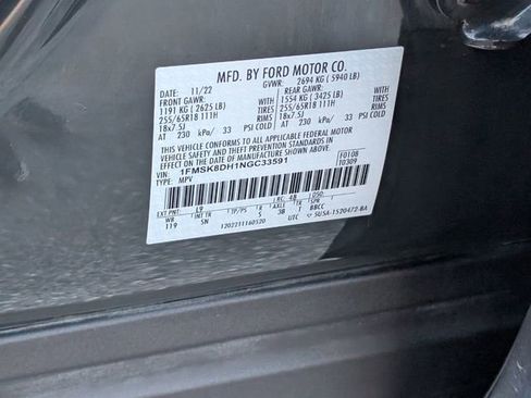 Used 2022 Ford Explorer XLT w/ Equipment Group 202A image 16