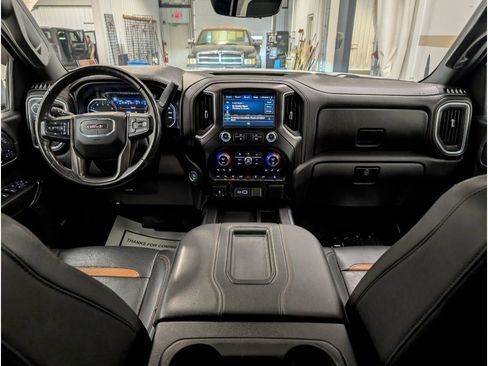 Used 2021 GMC Sierra 1500 AT4 w/ AT4 Value Package image 10