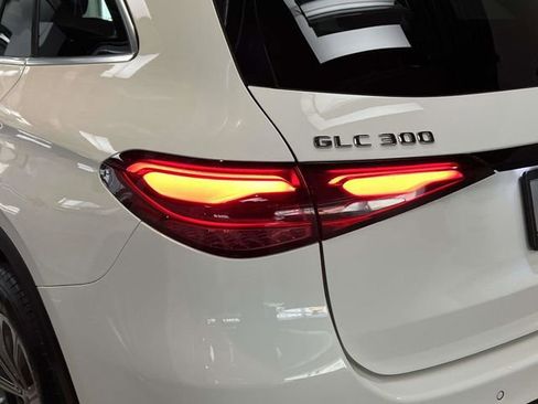 Certified 2024 Mercedes-Benz GLC 300 4MATIC image 10