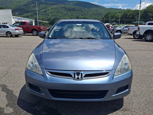 Used 2007 Honda Accord EX image 2