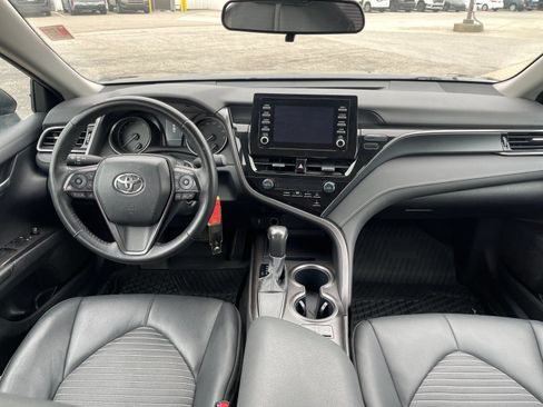 Used 2024 Toyota Camry SE FWD image 14