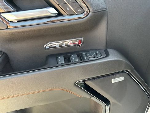 Used 2023 GMC Sierra 1500 AT4 w/ AT4 Premium Package AWD/4WD image 18