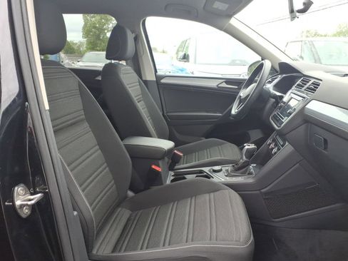 Certified 2022 Volkswagen Tiguan S AWD/4WD image 10