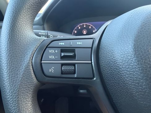 Used 2024 Honda Accord EX image 13