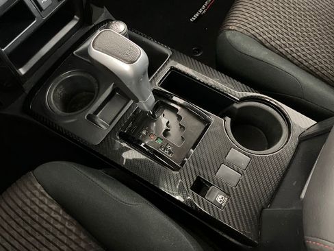 Used 2021 Toyota 4Runner TRD Off-Road image 26