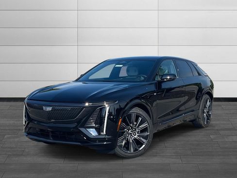 New 2026 Cadillac Lyriq Signature Sport image 1