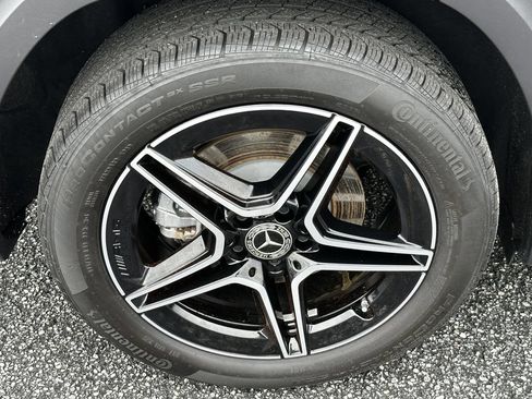 Certified 2025 Mercedes-Benz GLB 250 image 20
