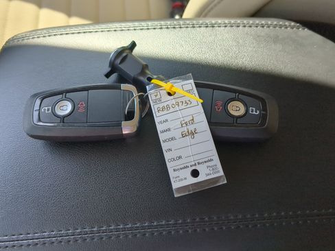 Certified 2024 Ford Edge SE AWD/4WD image 25