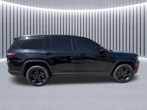 Used 2023 Jeep Grand Cherokee L Laredo AWD/4WD image 13