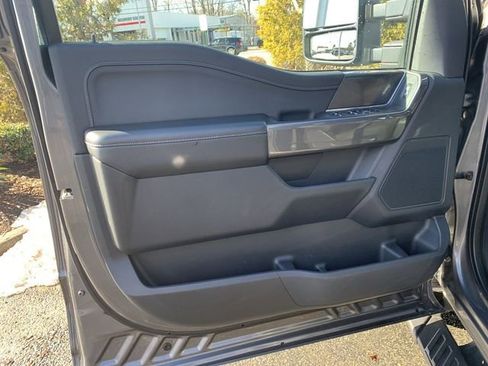 Used 2022 Ford F150 XLT w/ Equipment Group 302A High image 17