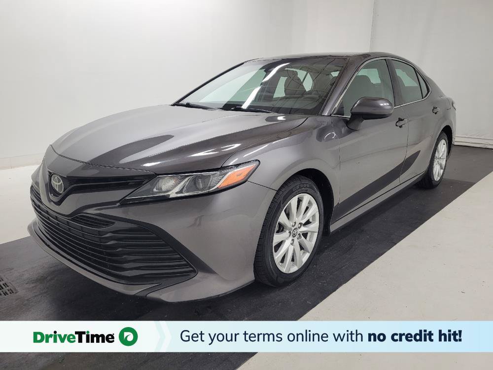 Used 2020 Toyota Camry LE FWD image 1