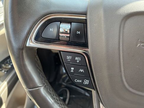 Used 2019 Lincoln Nautilus Reserve AWD/4WD image 16