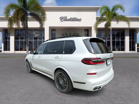 Used 2024 BMW ALPINA XB7 image 11