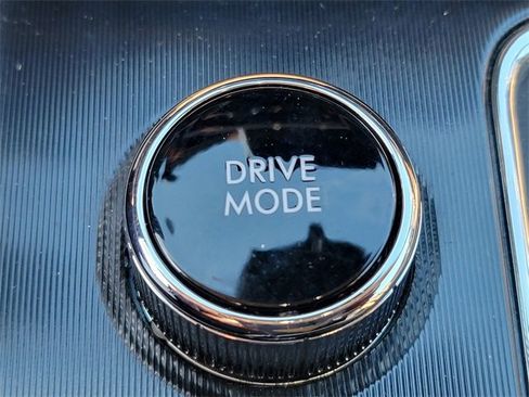 Certified 2021 Lincoln Corsair Reserve w/ Equipment Group 201A image 7