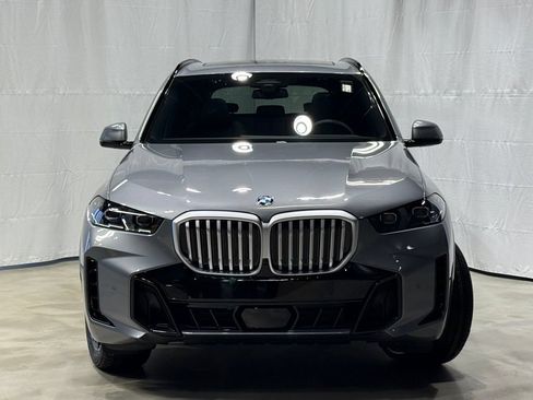 Used 2026 BMW X5 xDrive40i w/ M Sport Package AWD/4WD image 2