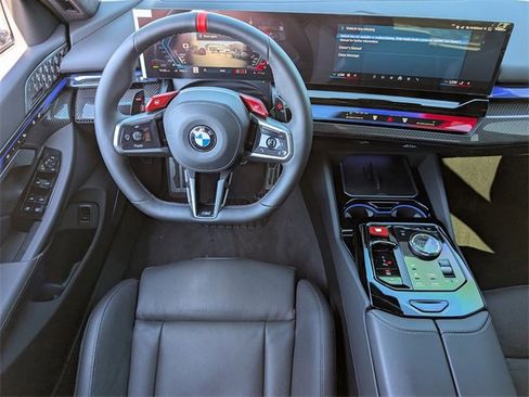 Used 2026 BMW M5 w/ Executive Package image 10