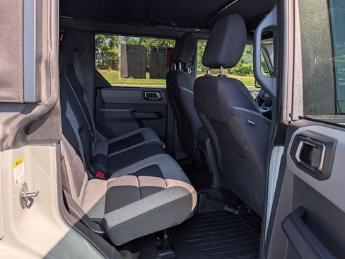 Used 2021 Ford Bronco Big Bend AWD/4WD image 18