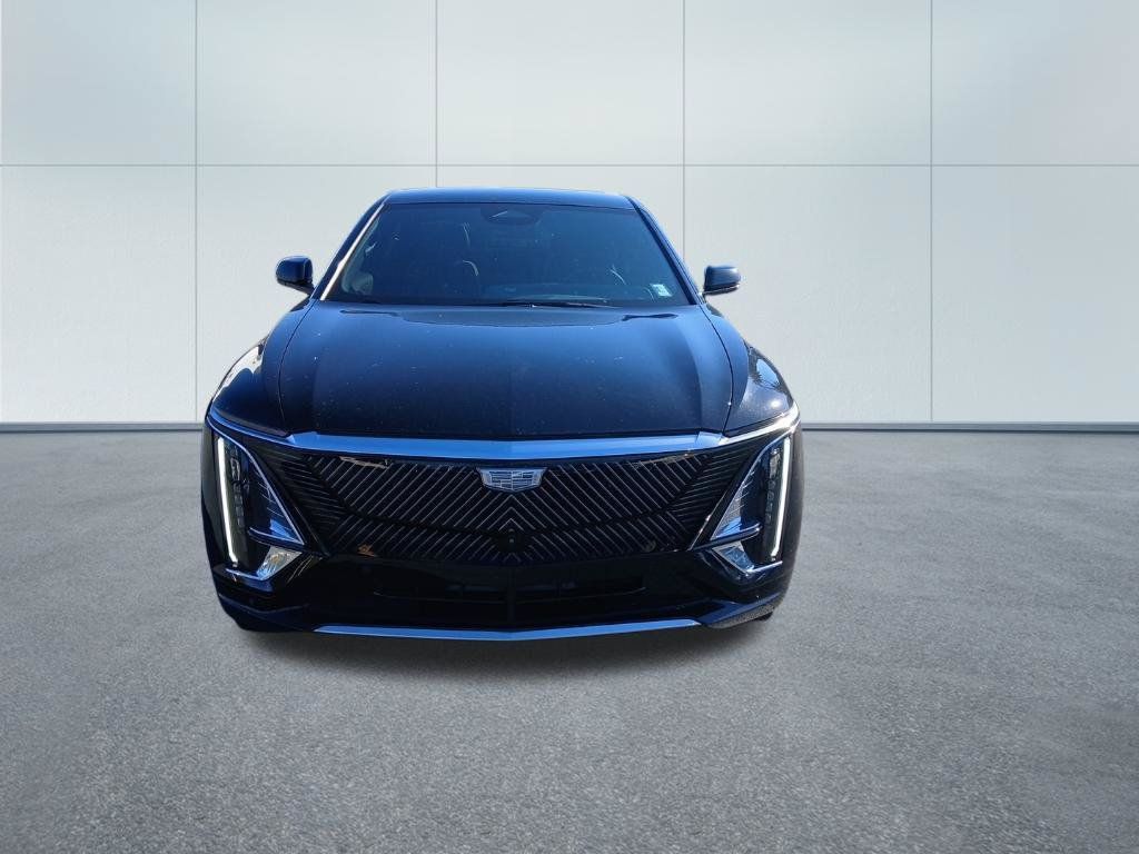 Certified 2024 Cadillac Lyriq Tech w/ Driver Assist Package AWD/4WD image 11