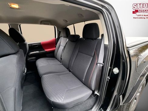 Used 2020 Toyota Tacoma SR5 image 21