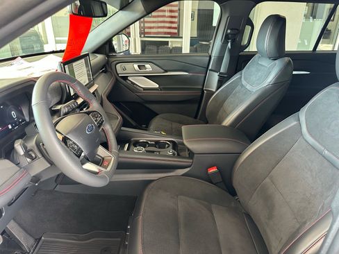Certified 2025 Ford Explorer ST w/ Sun And Sound Package AWD/4WD image 16