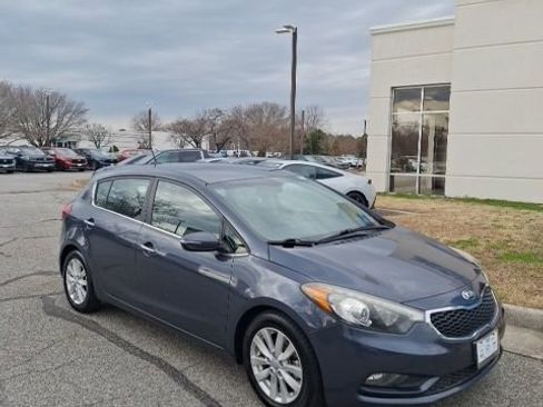 Used 2015 Kia Forte EX image 2