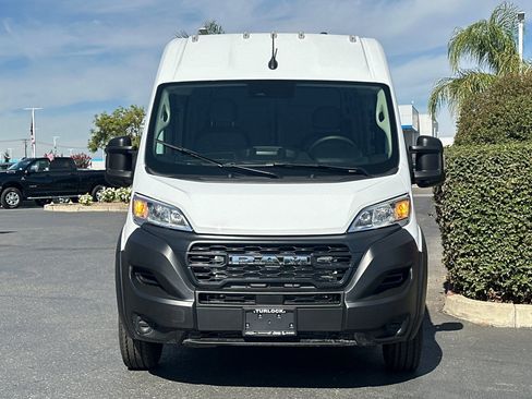 New 2025 RAM ProMaster 2500 image 9