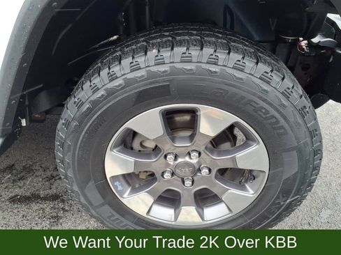 Used 2018 Jeep Wrangler Unlimited Sahara image 31