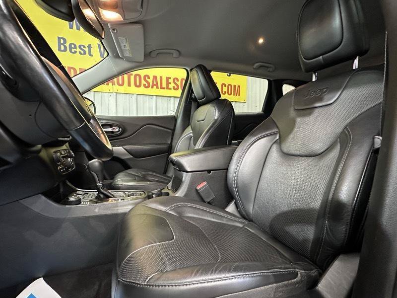Used 2021 Jeep Cherokee Latitude Lux w/ Comfort/Convenience Group AWD/4WD image 10