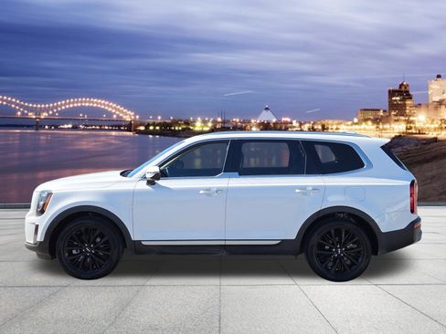 Used 2022 Kia Telluride SX image 2