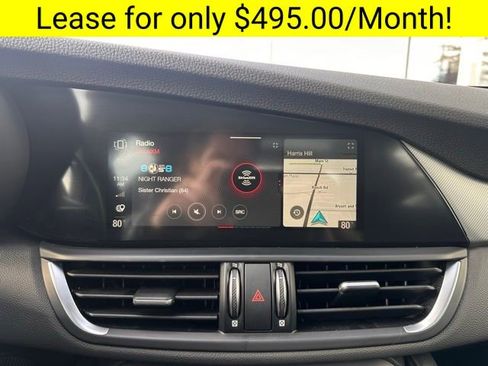 Used 2025 Alfa Romeo Giulia AWD w/ Driving Assist Package image 19