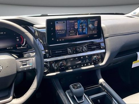 New 2026 Nissan Pathfinder SL FWD image 6