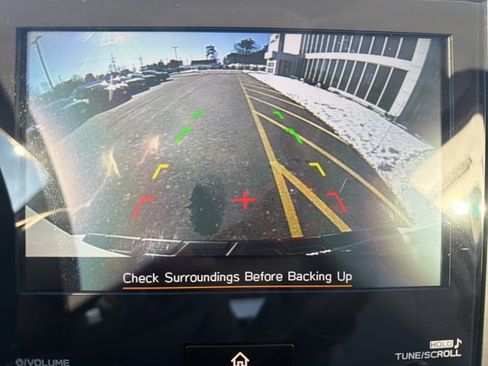 Used 2024 Subaru Forester Limited image 43