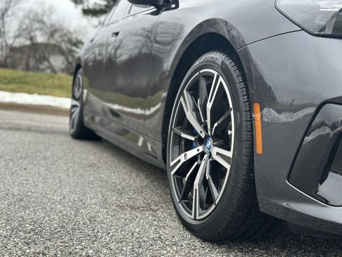 Certified 2024 BMW i5 M60 w/ Premium Package image 9