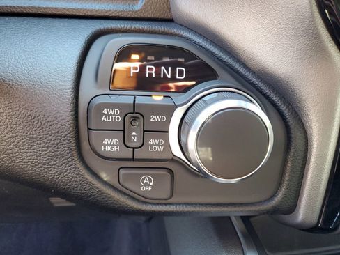 New 2026 RAM 1500 Big Horn AWD/4WD image 30