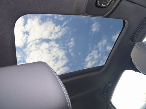 Used 2022 Audi A6 Premium Plus image 11