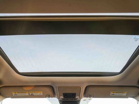 Certified 2025 Honda Pilot Elite image 15