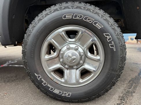 Used 2017 RAM 3500 Tradesman w/ Chrome Appearance Group image 21