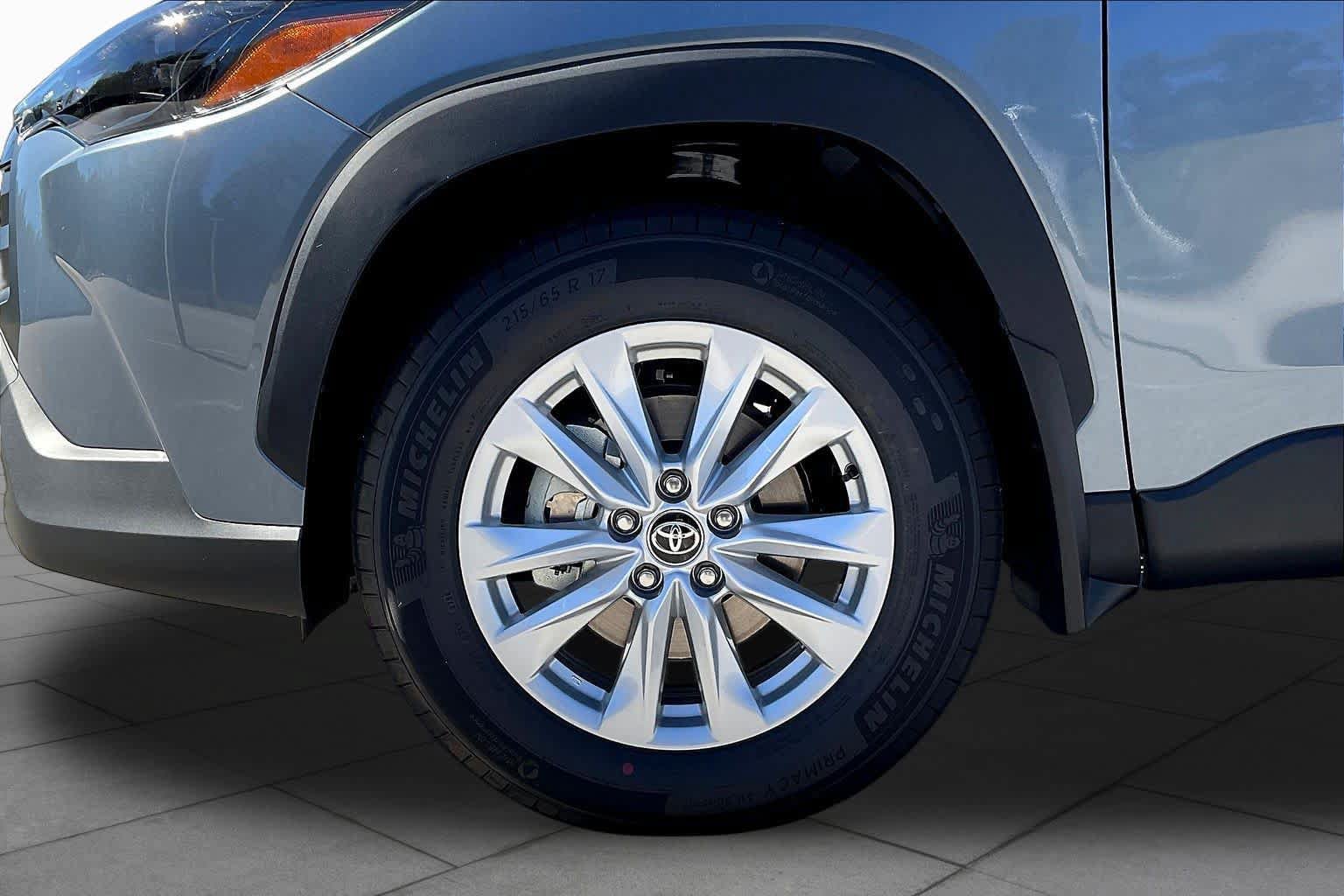 New 2026 Toyota Corolla Cross LE FWD image 11