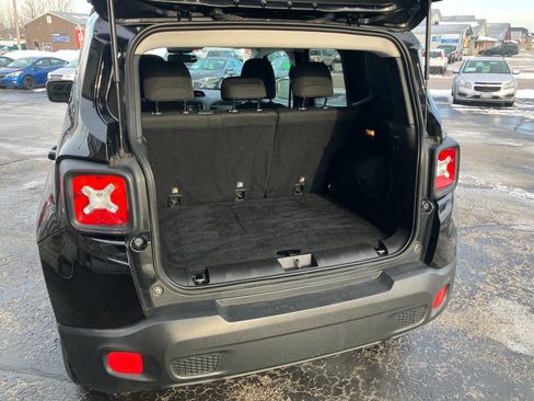 Used 2017 Jeep Renegade Sport w/ Power & Air Group image 21