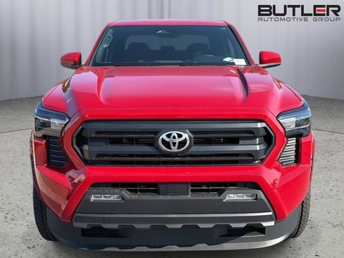 New 2026 Toyota Tacoma SR5 RWD image 9